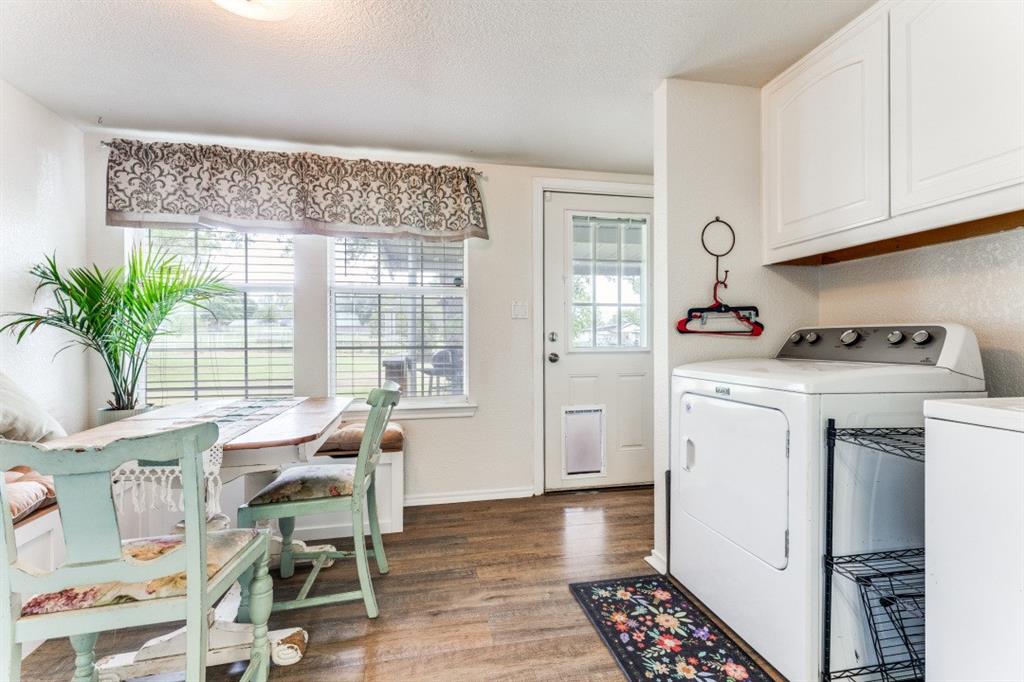 12490 Deeds Court Azle, TX 76020 - Photo 10 of 30