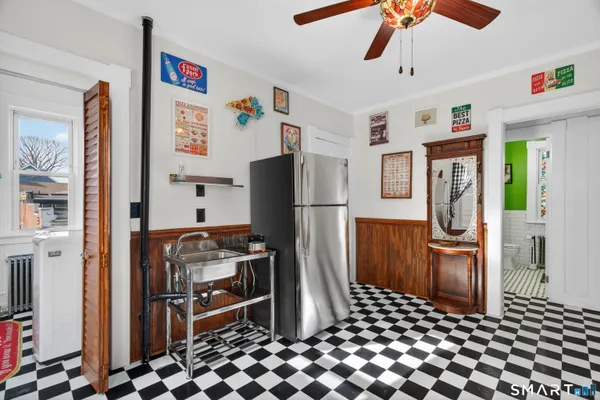 $2,600 | 832 State Street, New Haven, CT 06511