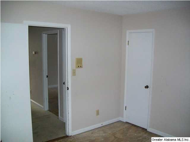 2215 Oak Ridge Circle Birmingham, AL 35226 - Photo 21 of 32