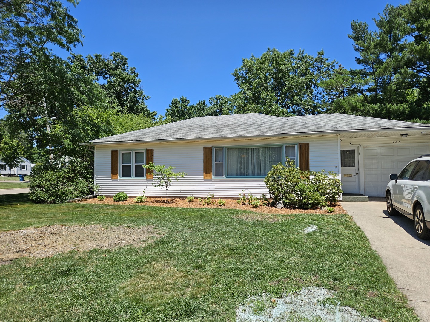 503 East Billings St  