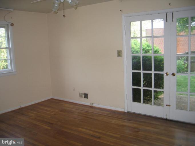 12823 Teaberry Road Silver Spring, MD 20906 - Photo 7 of 13 Master Bedroom