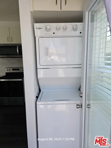 $2,295 | 3416 West 74th Street, Los Angeles, CA 90043