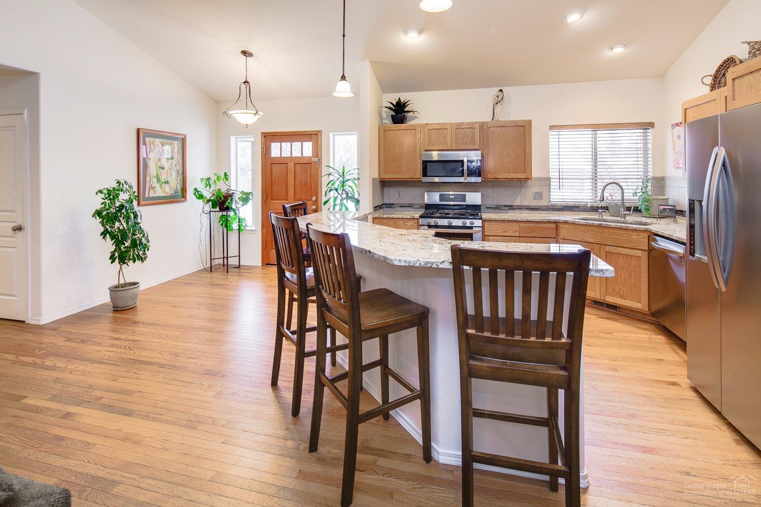 20557 Dylan Loop Bend, OR 97702 - Photo 9 of 21 Additional Photo