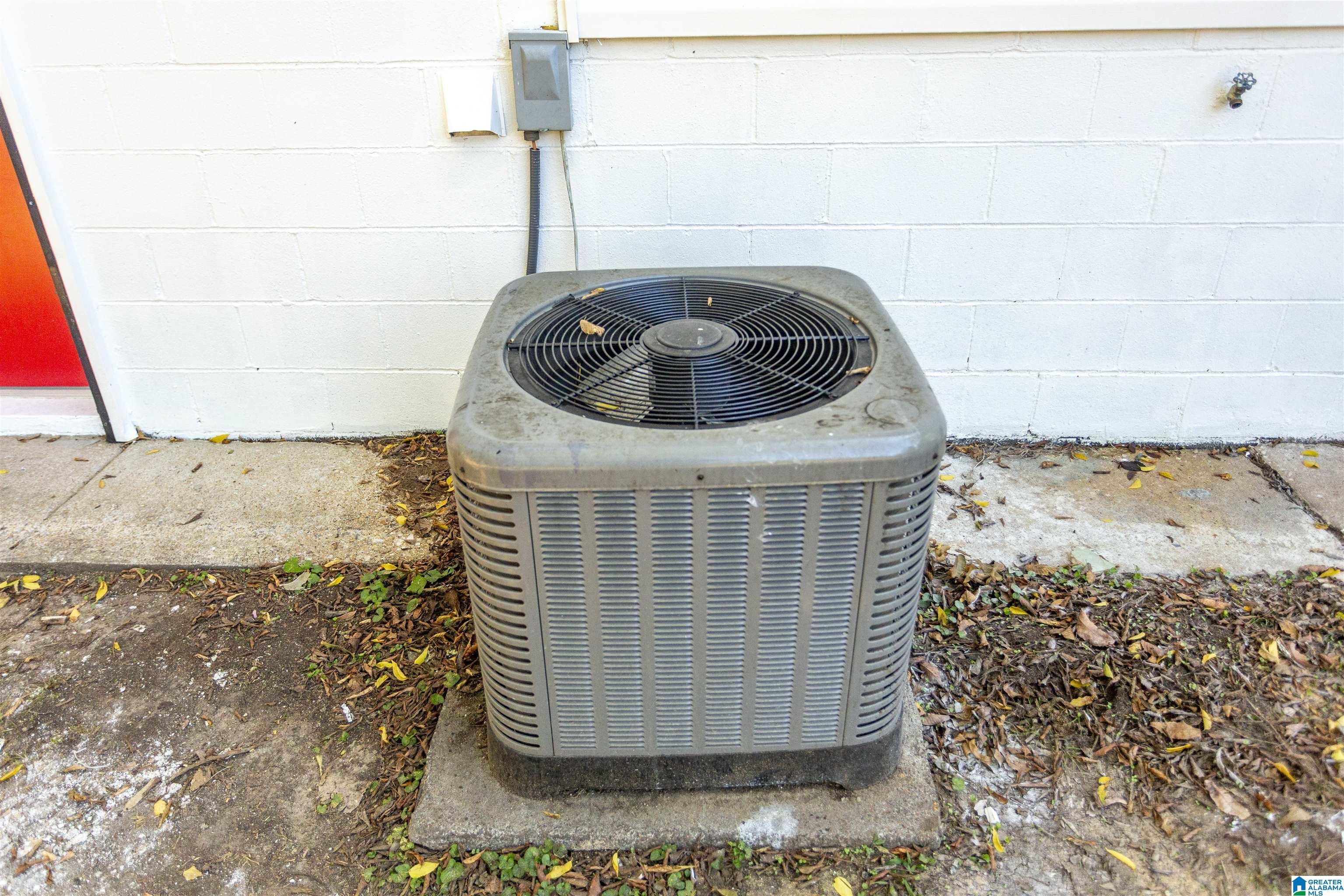 1320 Hall Street Southwest Birmingham, AL 35211 - Photo 13 of 42
