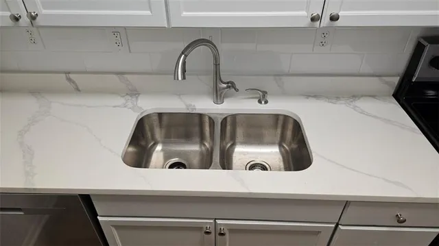 a close view of sink and tap