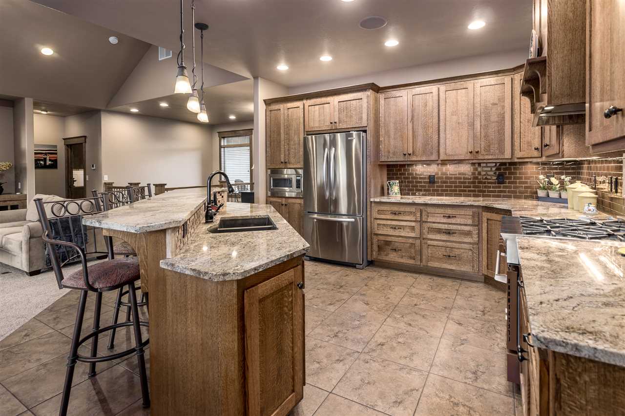 1707 North Rim View Street Spokane, WA 99224 - Photo 5 of 20 Gallery Image 5