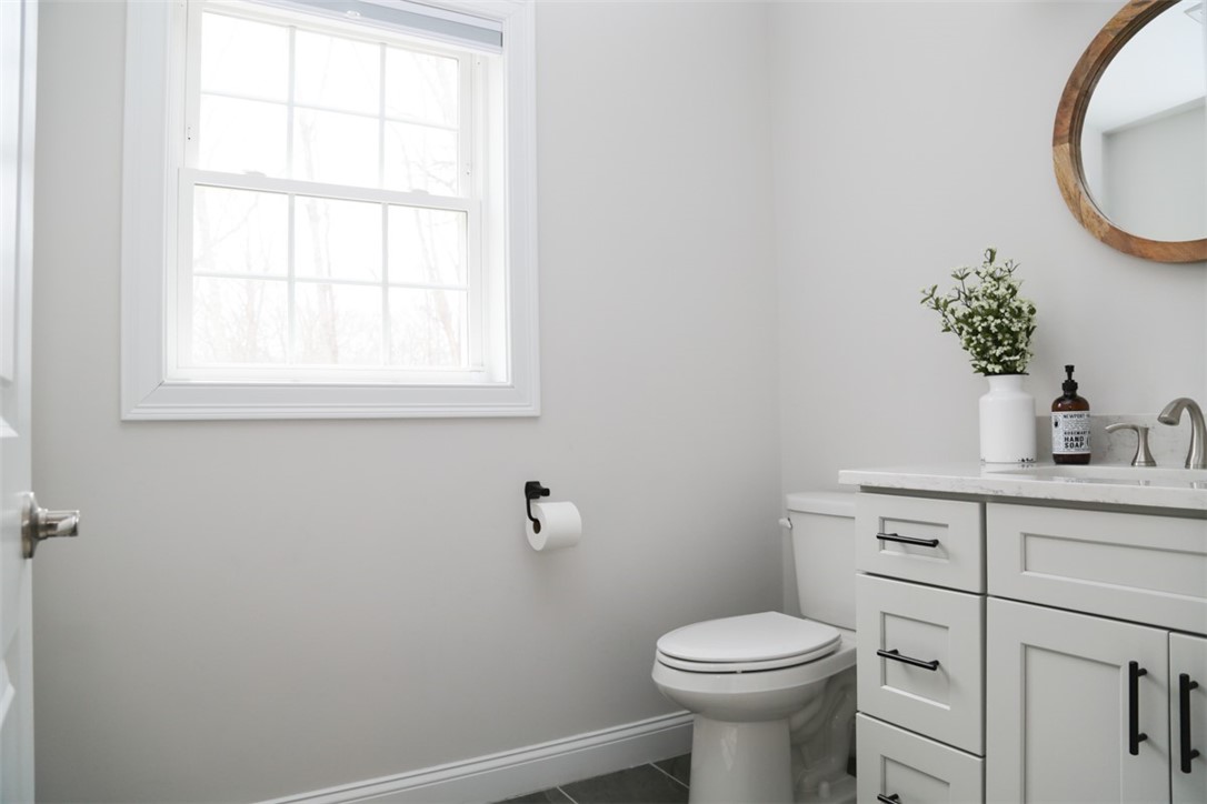65 Diamond Hill Road Hopkinton, RI 02808 - Photo 13 of 30
