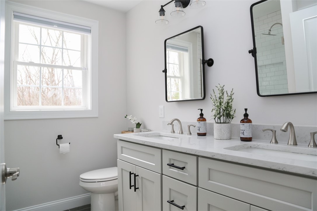 65 Diamond Hill Road Hopkinton, RI 02808 - Photo 15 of 30