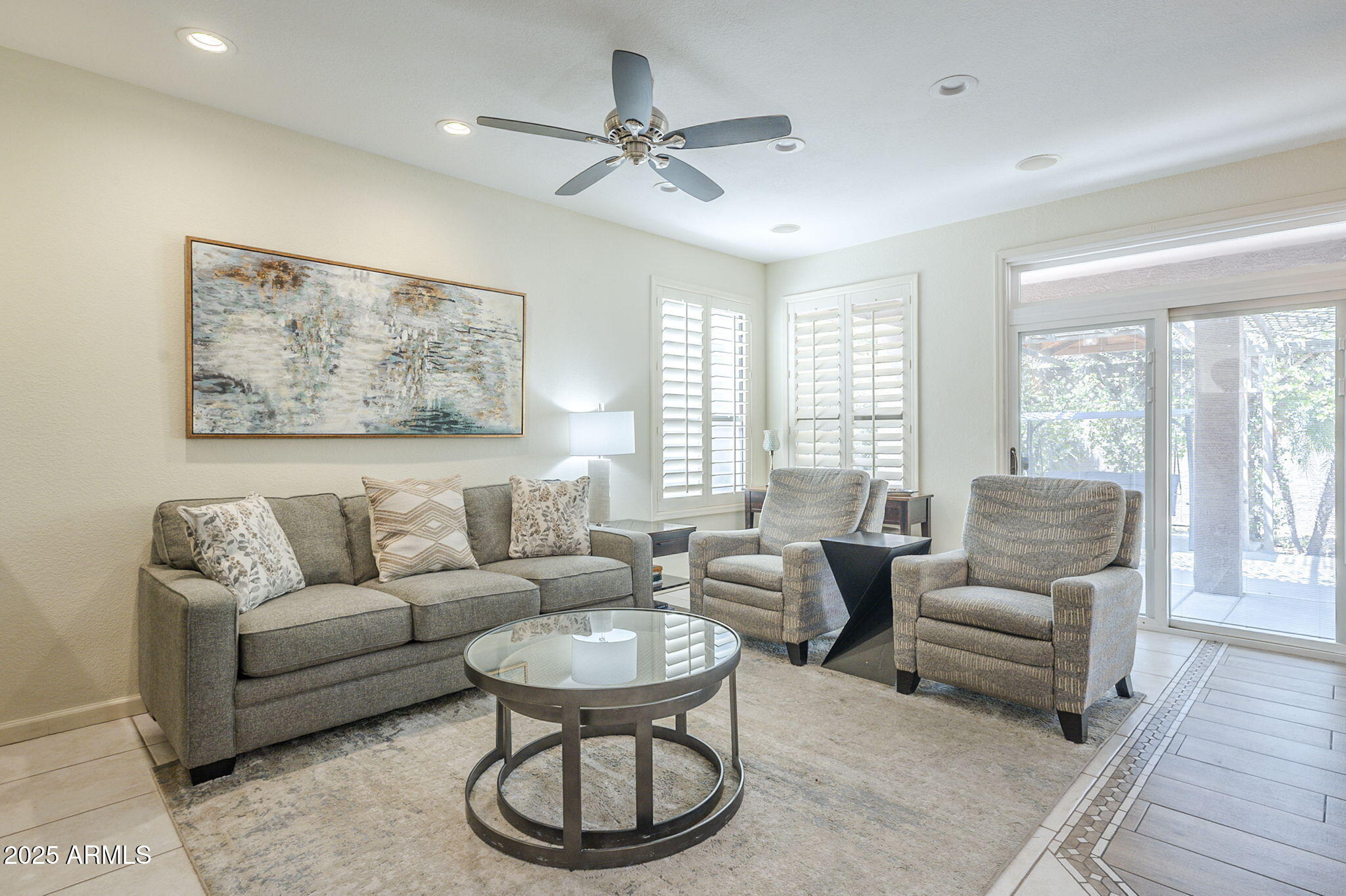 2114 East Escuda Road Phoenix, AZ 85024 - Photo 9 of 42 family room