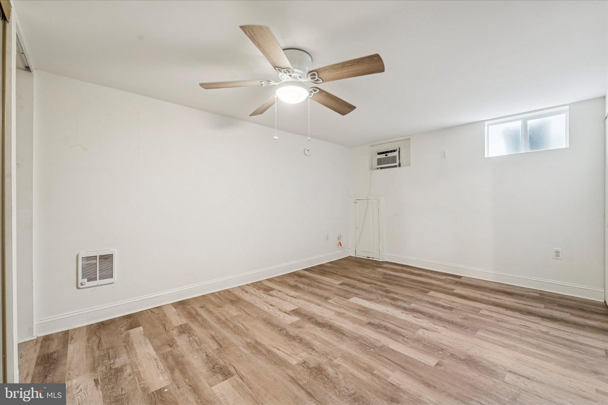 2659 Daphne Road Philadelphia, PA 19131 - Photo 21 of 34 Basement Suite - Spacious Bedroom