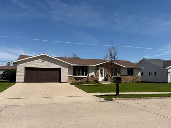 $339,900 | 2834 43rd Street, Two Rivers, WI 54241