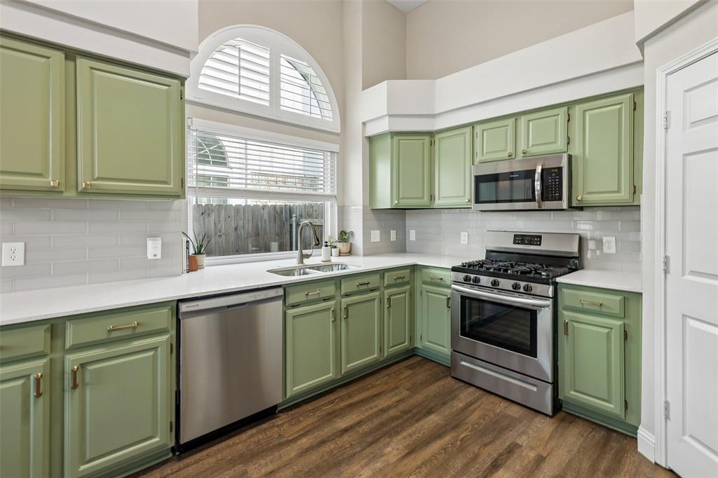 5709 Highgate Lane Rowlett, TX 75088 - Photo 9 of 27 Gallery Image 9