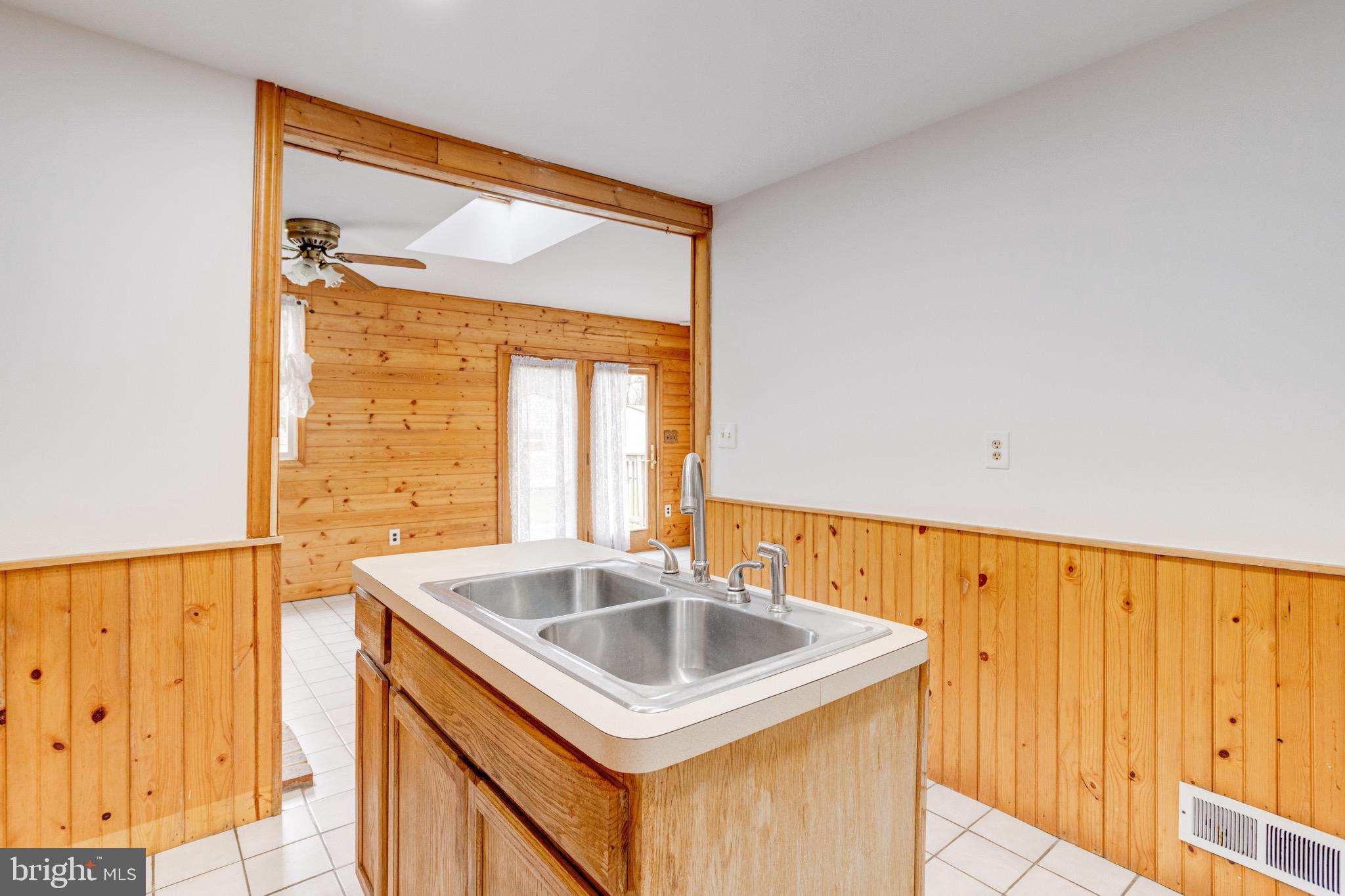 2117 Turkey Point Road Essex, MD 21221 - Photo 14 of 44 Gallery Image 14
