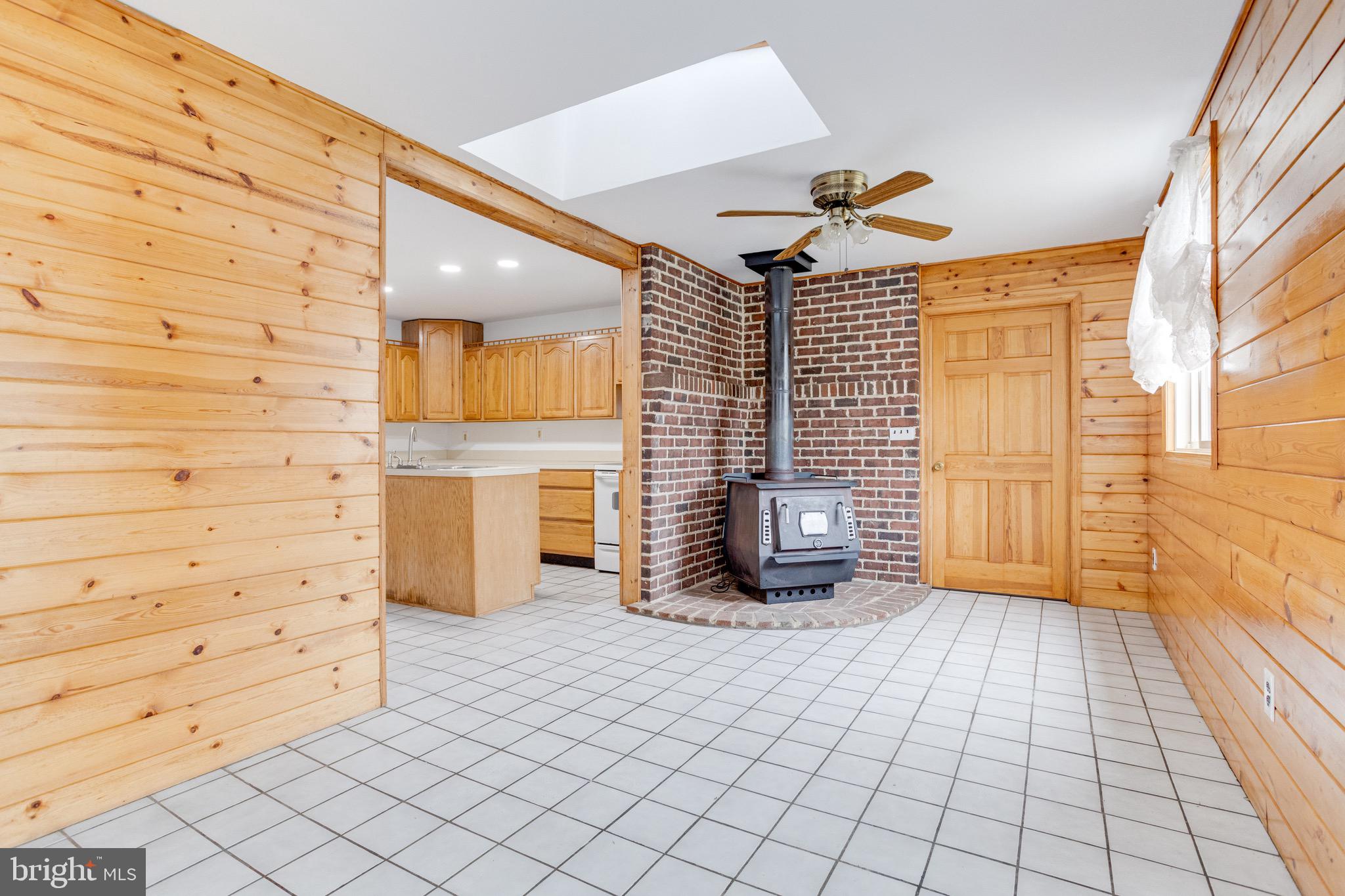 2117 Turkey Point Road Essex, MD 21221 - Photo 18 of 44 Gallery Image 18