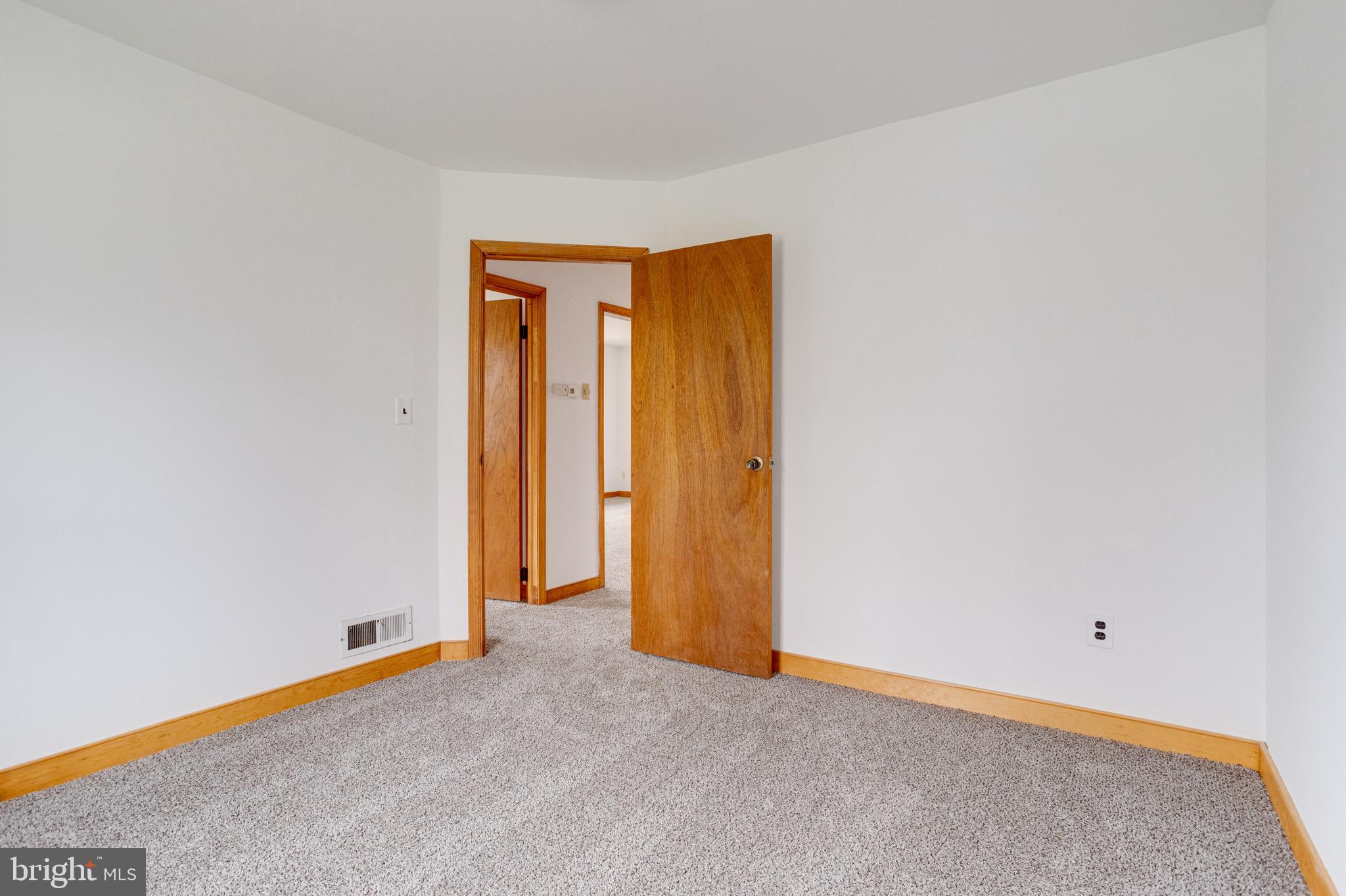 2117 Turkey Point Road Essex, MD 21221 - Photo 29 of 44 Gallery Image 29