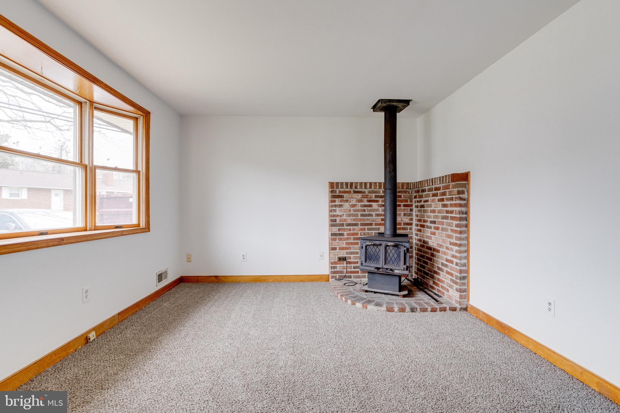 2117 Turkey Point Road Essex, MD 21221 - Photo 5 of 44 Gallery Image 5