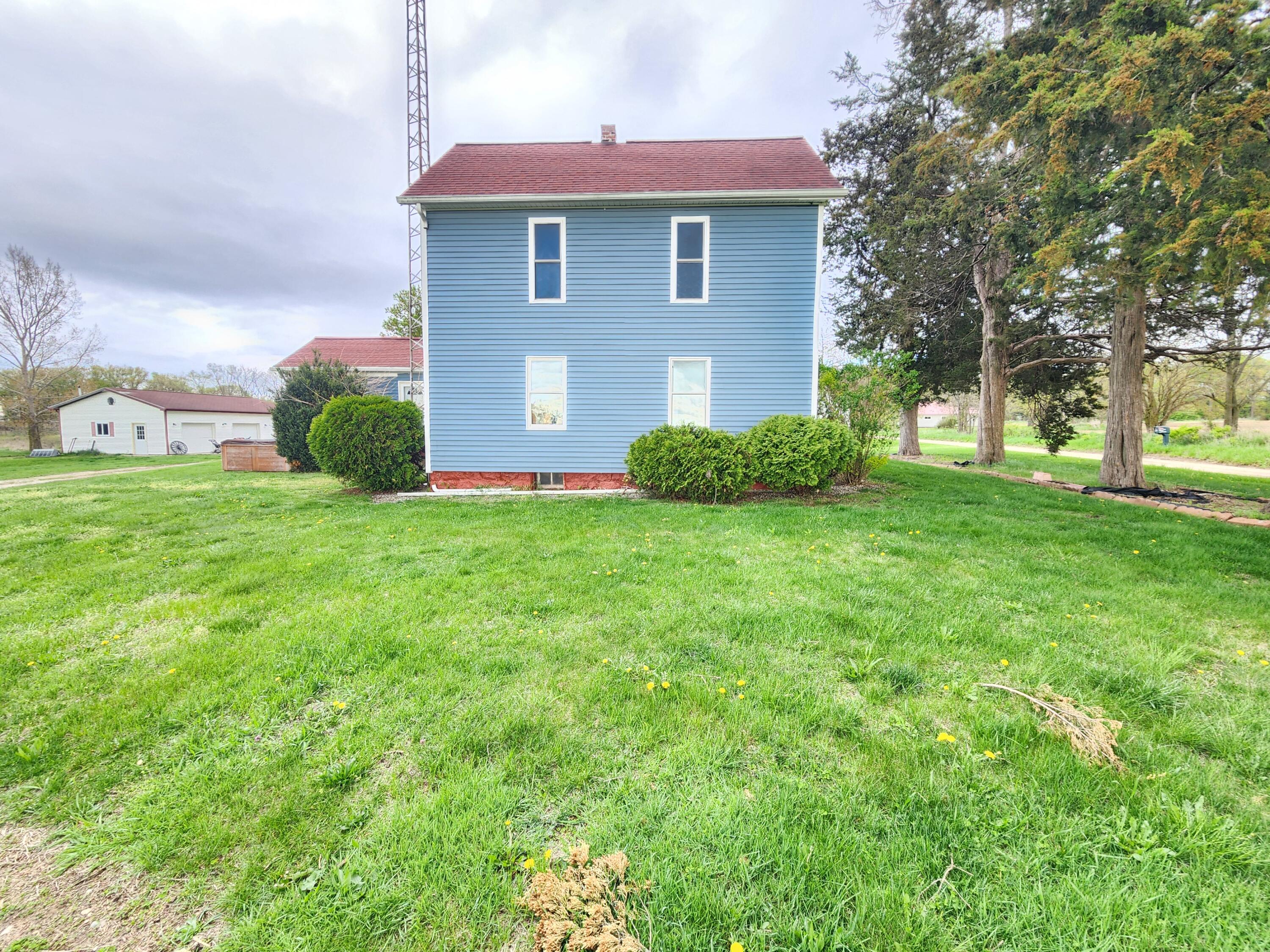 1232 Smoker Road Bronson, MI 49028 - Photo 3 of 17 20250506_184018