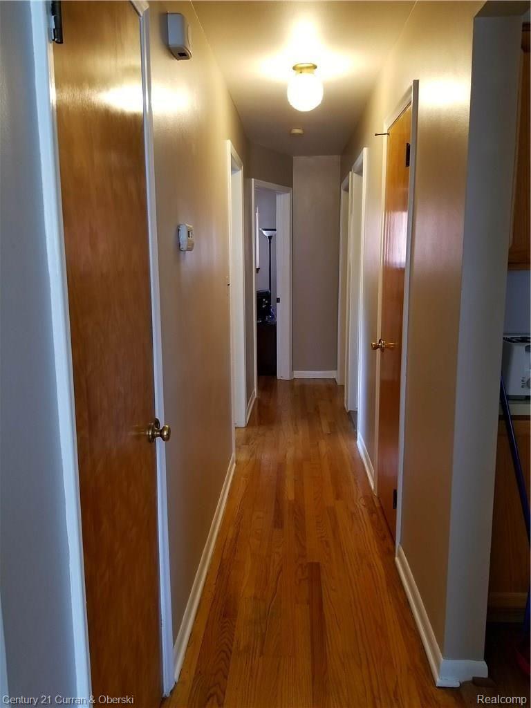 1447 South Gulley Road Dearborn, MI 48124 - Photo 17 of 36 20170911_123047.jpg