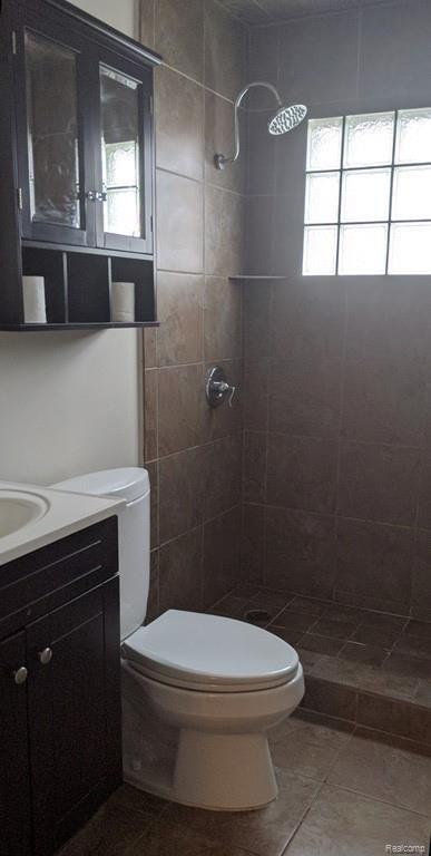 2574 Greenfield Road Berkley, MI 48072 - Photo 7 of 11