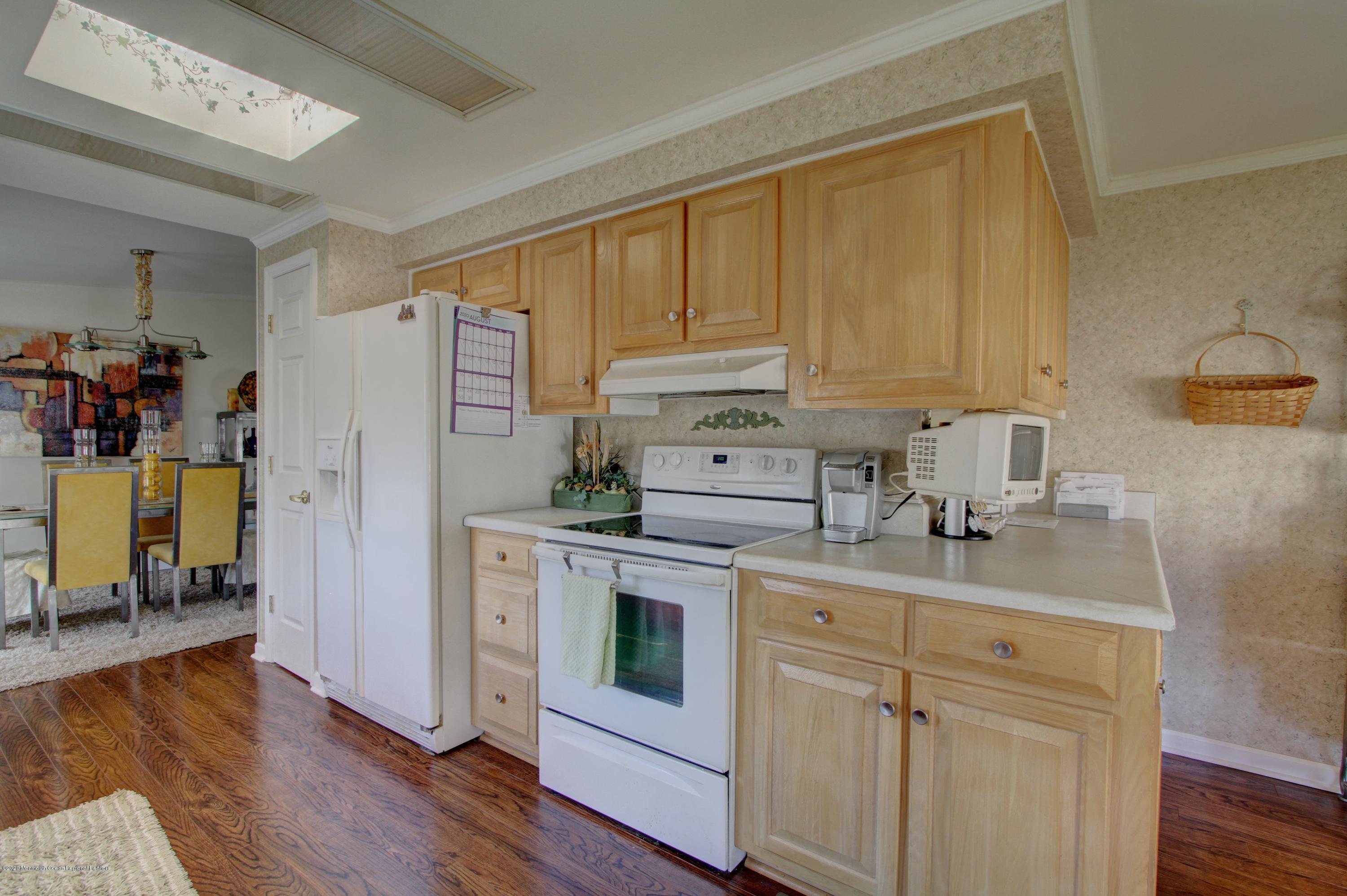 913 Oak Ridge Terrace Whiting, NJ 08759 - Photo 4 of 23 2nd Side Kitchen