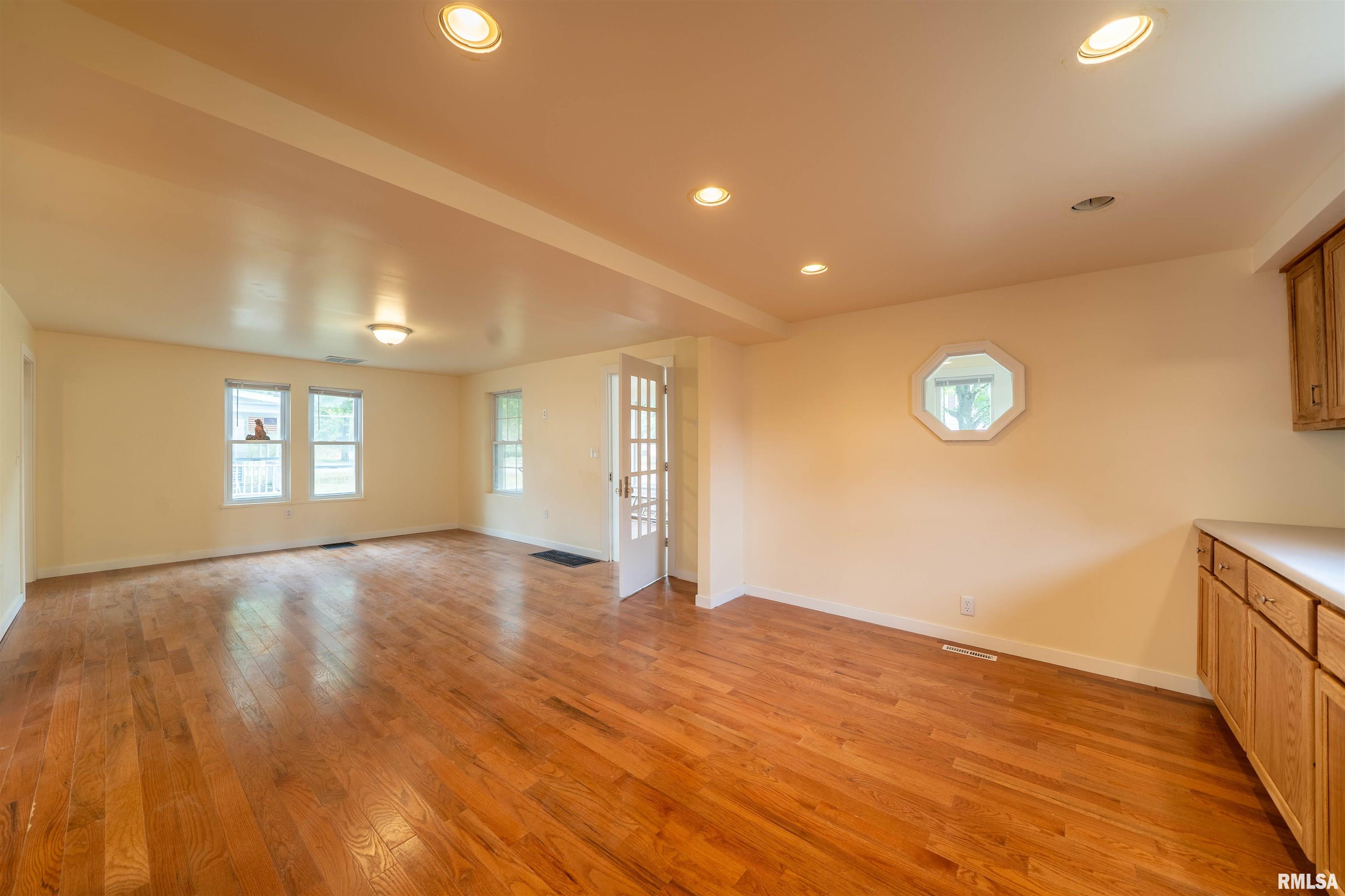 811 Edward Street Henry, IL 61537 - Photo 16 of 41