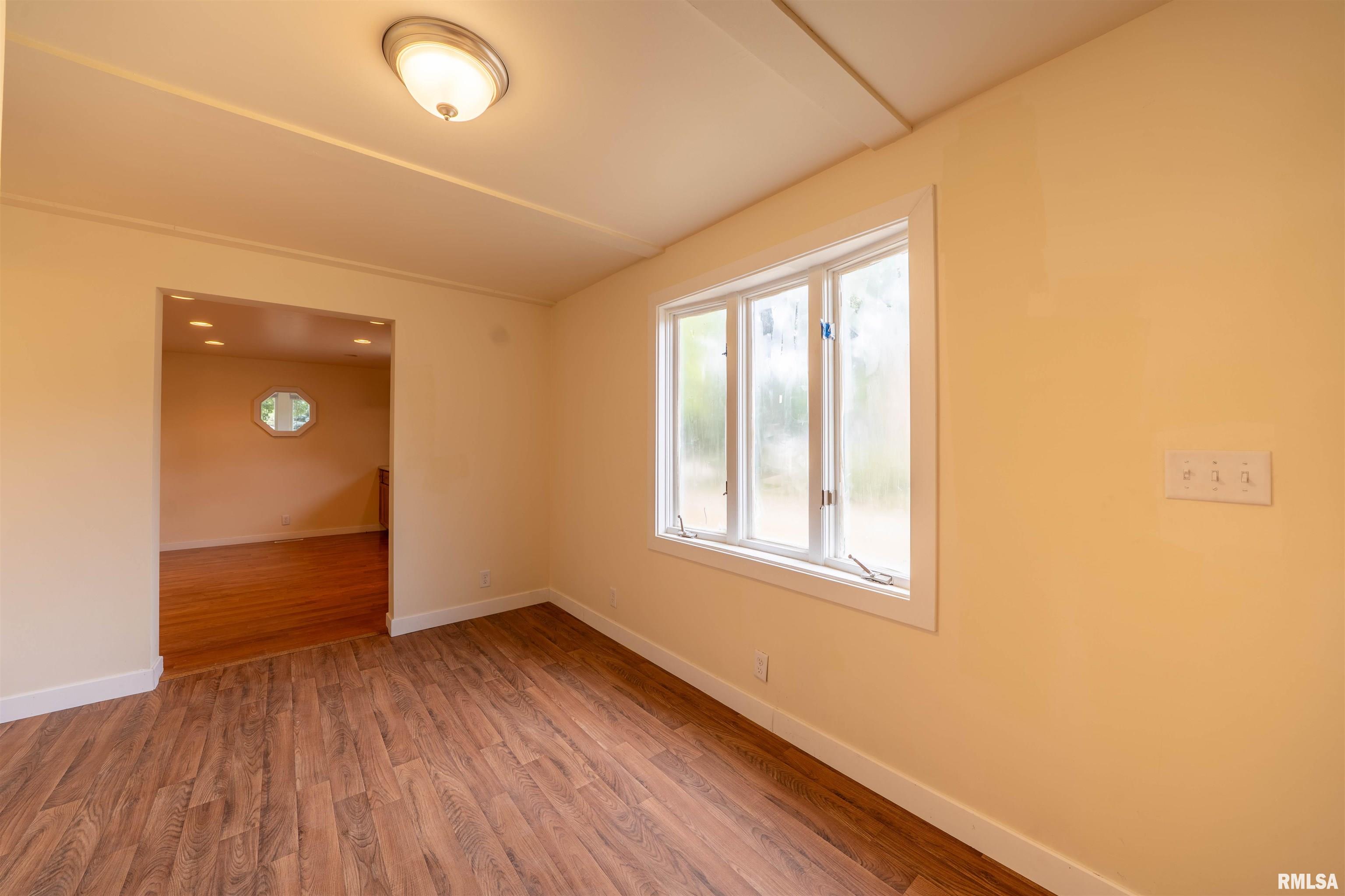 811 Edward Street Henry, IL 61537 - Photo 19 of 41