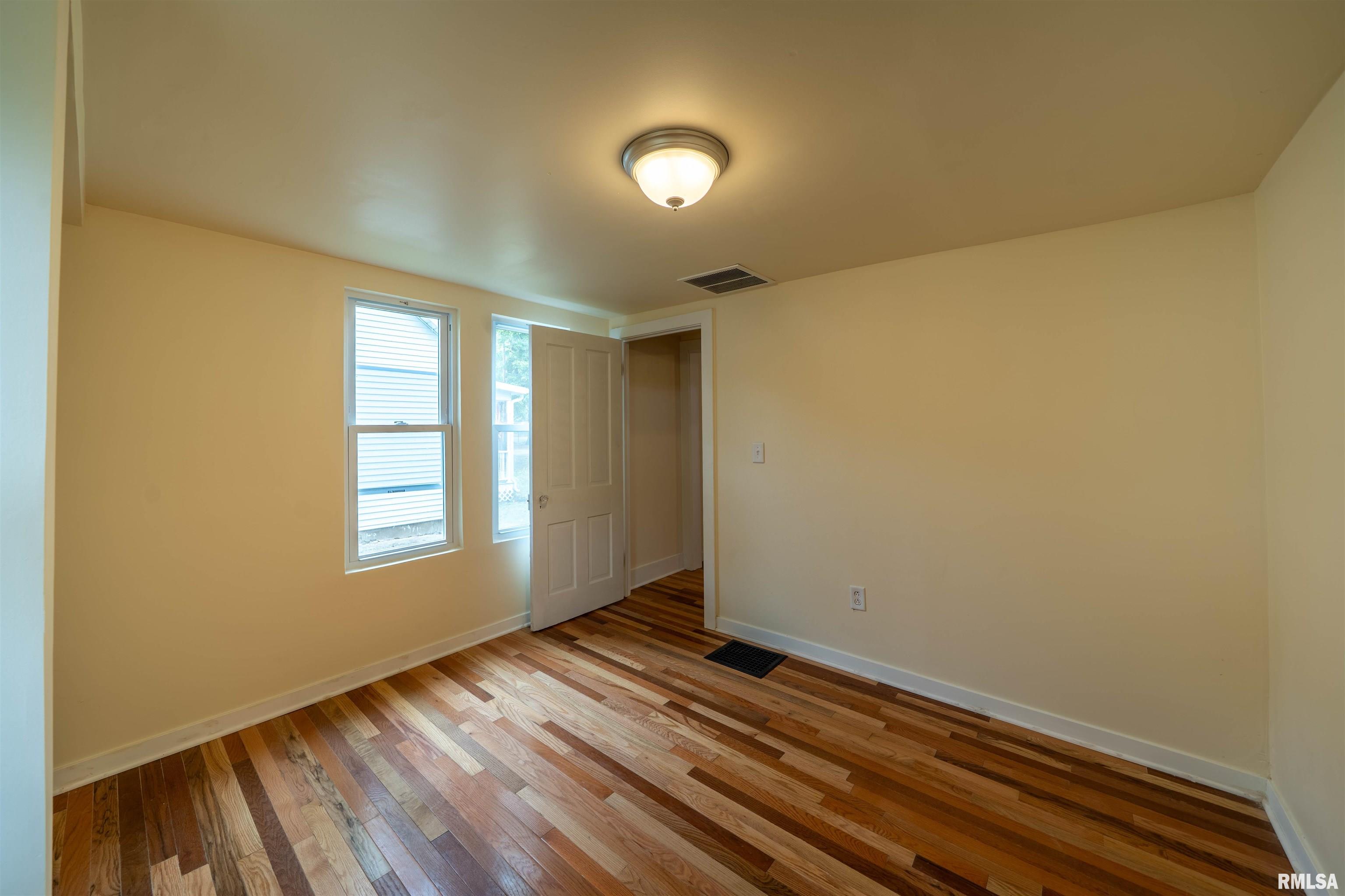 811 Edward Street Henry, IL 61537 - Photo 22 of 41