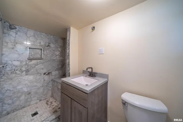 $150,000 | 811 Edward Street, Henry, IL 61537