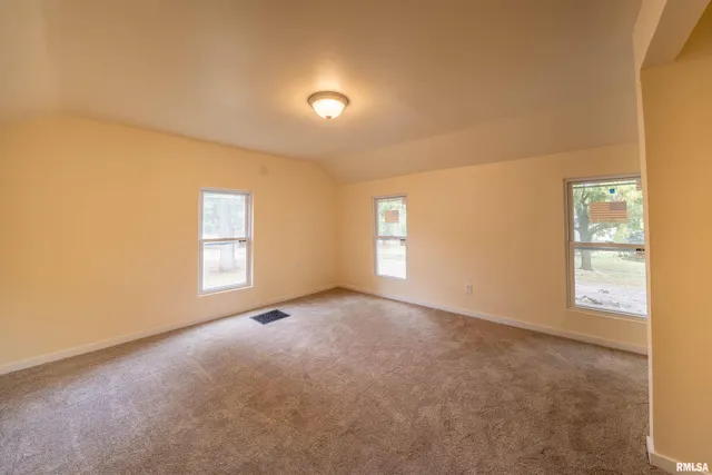 $150,000 | 811 Edward Street, Henry, IL 61537