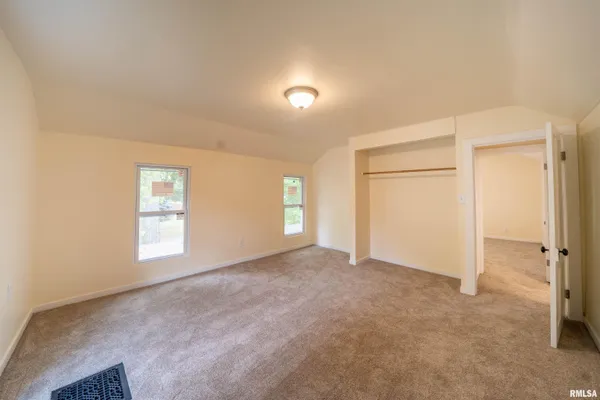 $135,000 | 811 Edward Street, Henry, IL 61537