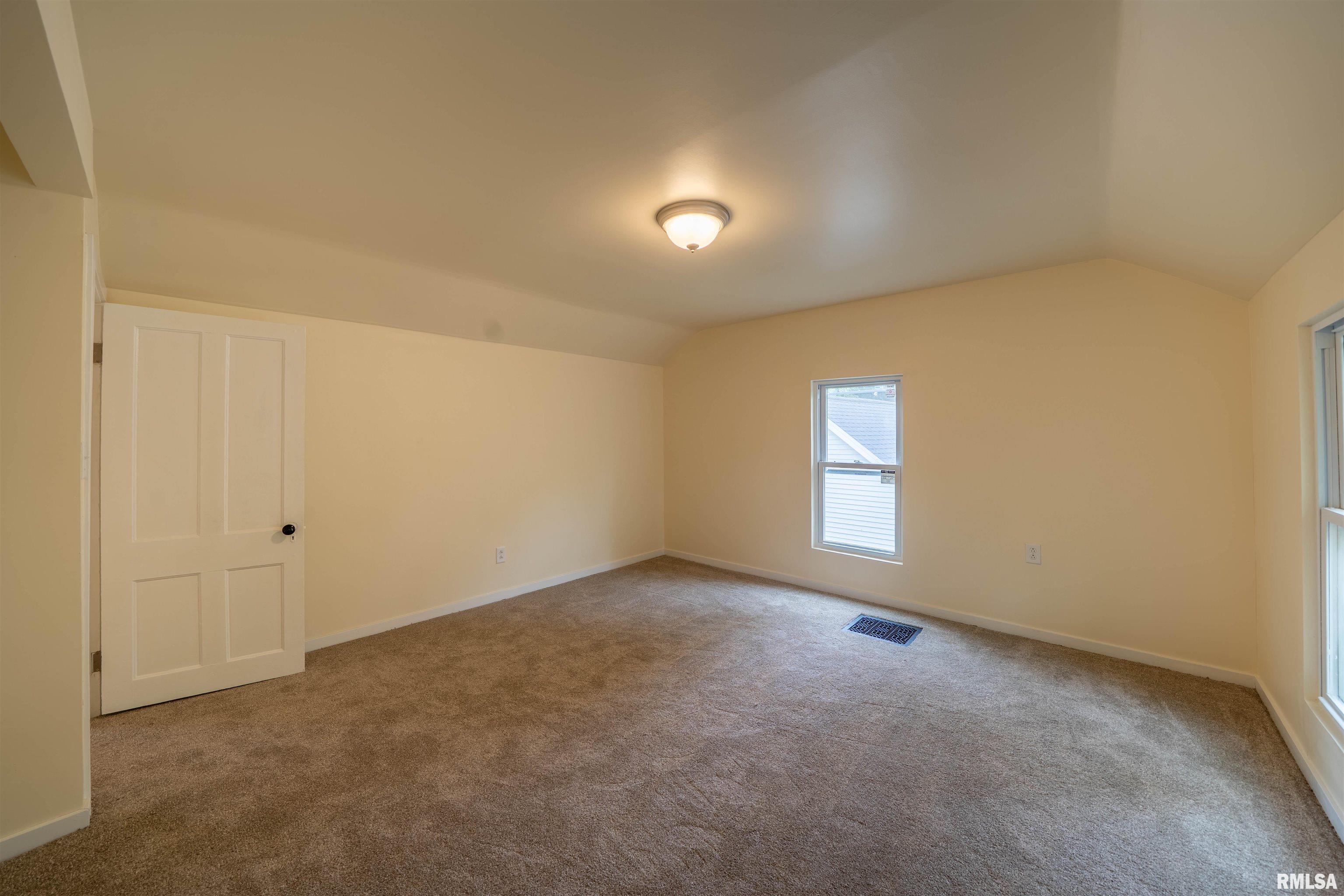 811 Edward Street Henry, IL 61537 - Photo 33 of 41