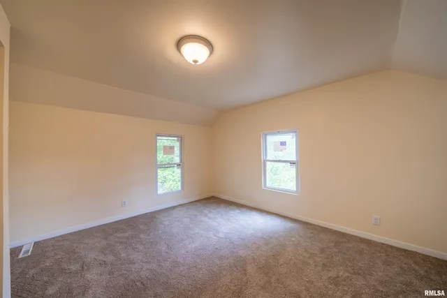 $150,000 | 811 Edward Street, Henry, IL 61537