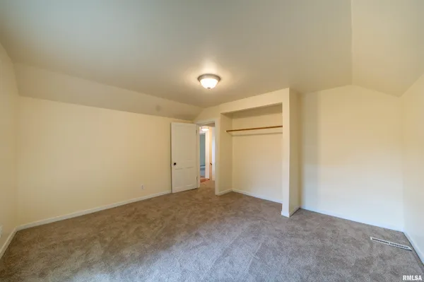 $135,000 | 811 Edward Street, Henry, IL 61537