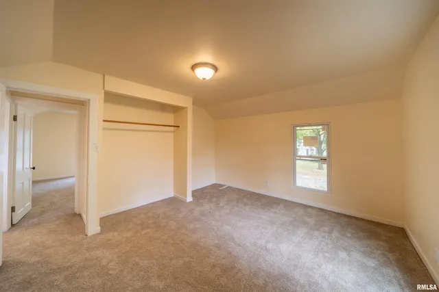 $150,000 | 811 Edward Street, Henry, IL 61537