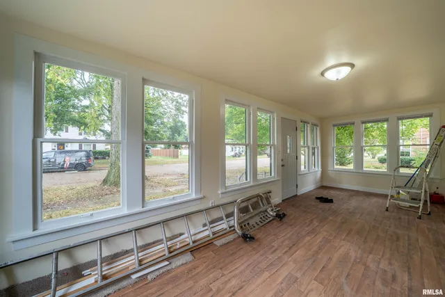 $150,000 | 811 Edward Street, Henry, IL 61537