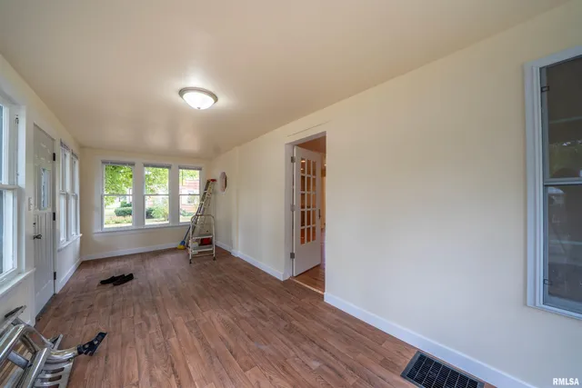 $150,000 | 811 Edward Street, Henry, IL 61537