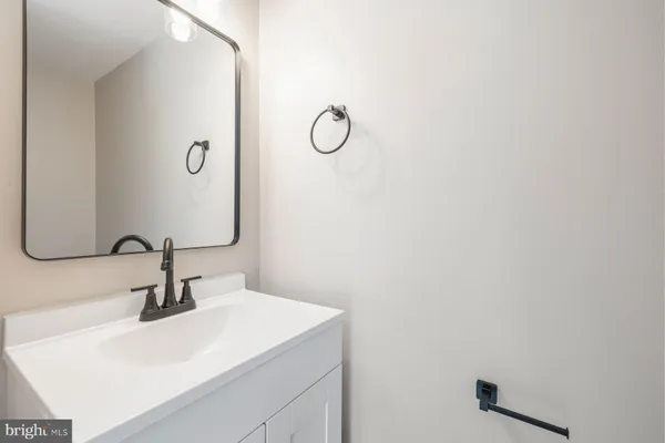 $465,000 | 1923 Lyttonsville Road, Unit 1923, Silver Spring, MD 20910