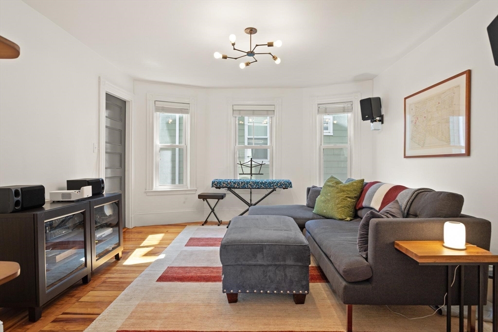 29 Windsor Road, Unit 29 Somerville, MA 02144 - Photo 8 of 23