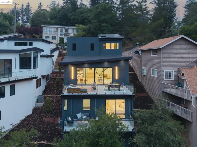 $2,395,000 | 7270 Woodrow Drive, Oakland, CA 94611