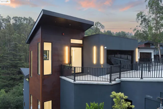 $2,395,000 | 7270 Woodrow Drive, Oakland, CA 94611