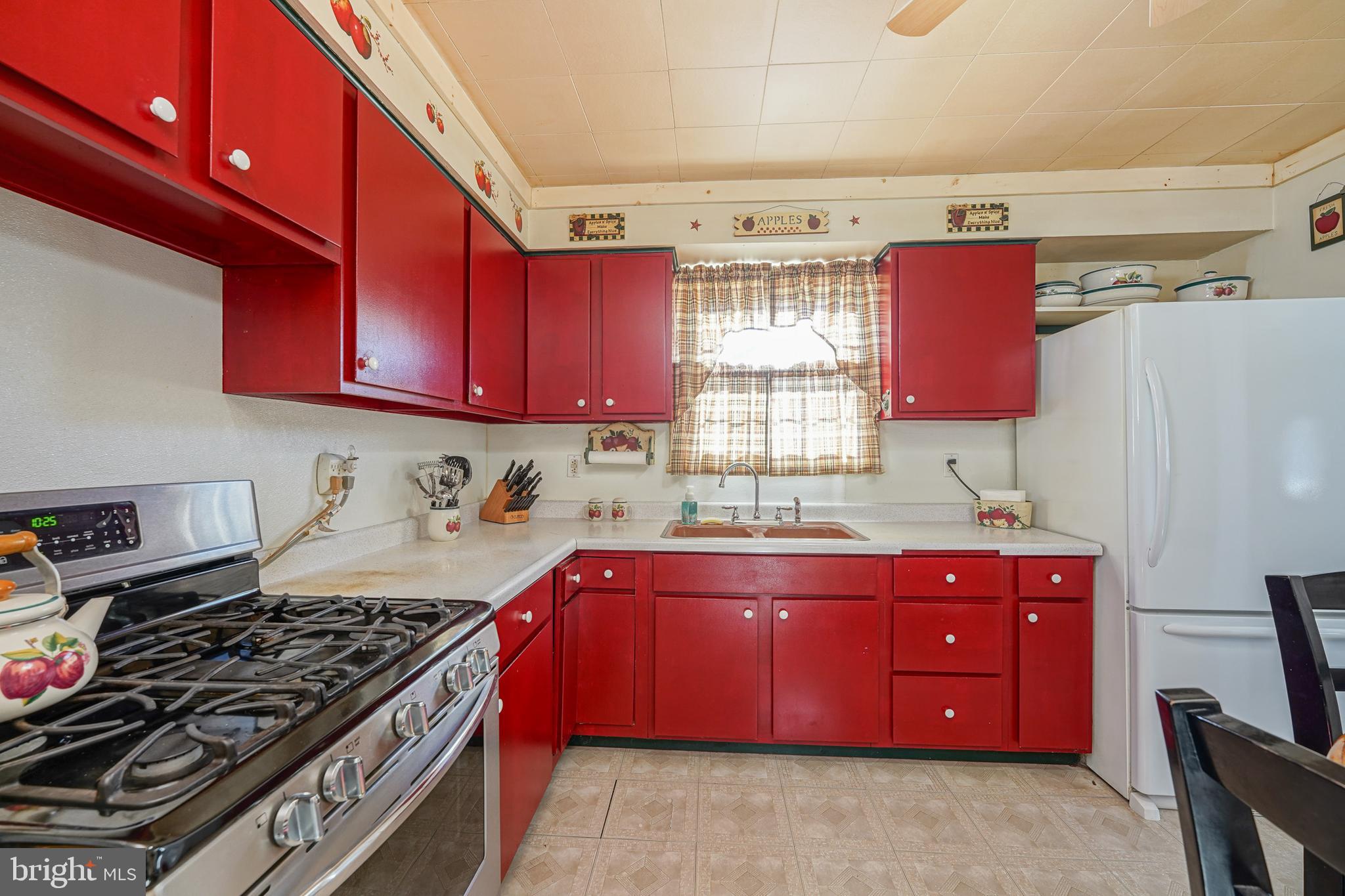 970 Kirk Road Williamstown, NJ 08094 - Photo 14 of 33 Kitchen