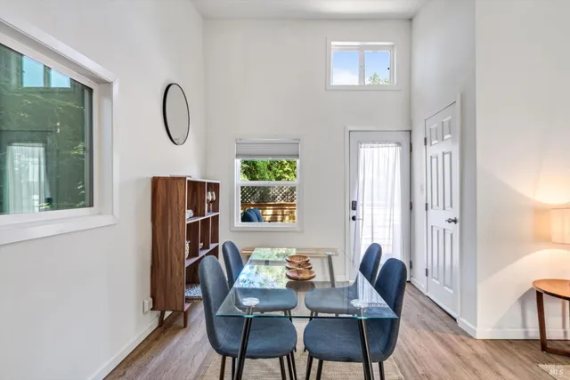 $1,149,000 | 10-11 Waldruhe Heights, Glen Ellen, CA 95442