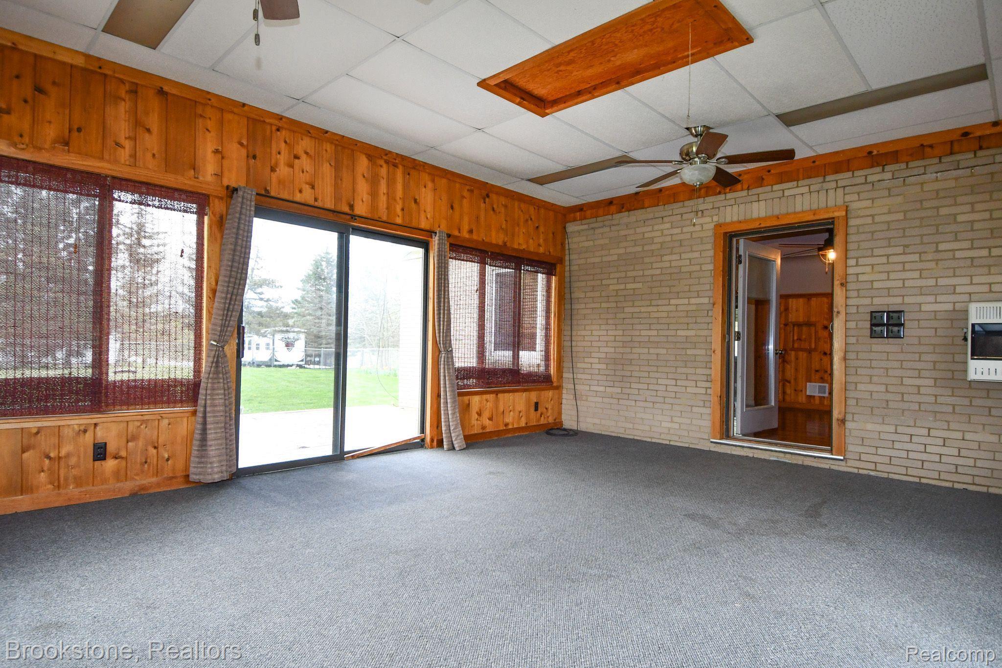 7489 Perry Road Grand Blanc, MI 48439 - Photo 23 of 42 Gallery Image 23