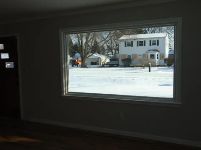 $1,600 | 46589 Huling Street, Utica, MI 48317