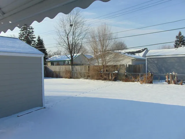 $1,600 | 46589 Huling Street, Utica, MI 48317