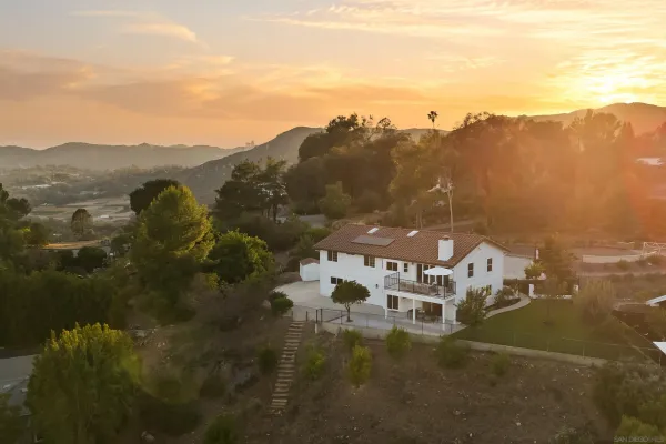 $1,395,000 | 11337 Caprice Place, Escondido, CA 92026