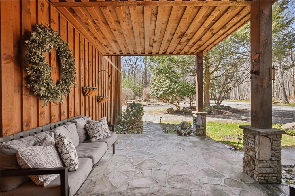 2090 Oak Ridge Drive Champion, PA 15622 - Photo 8 of 50