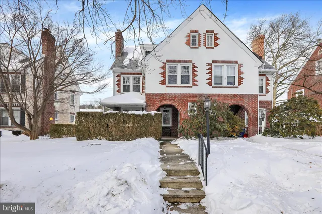 $319,900 | 1415 Delaware Avenue, Reading, PA 19610