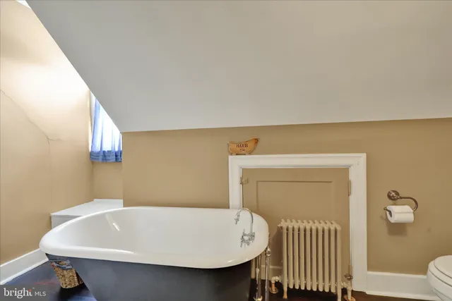 $319,900 | 1415 Delaware Avenue, Reading, PA 19610