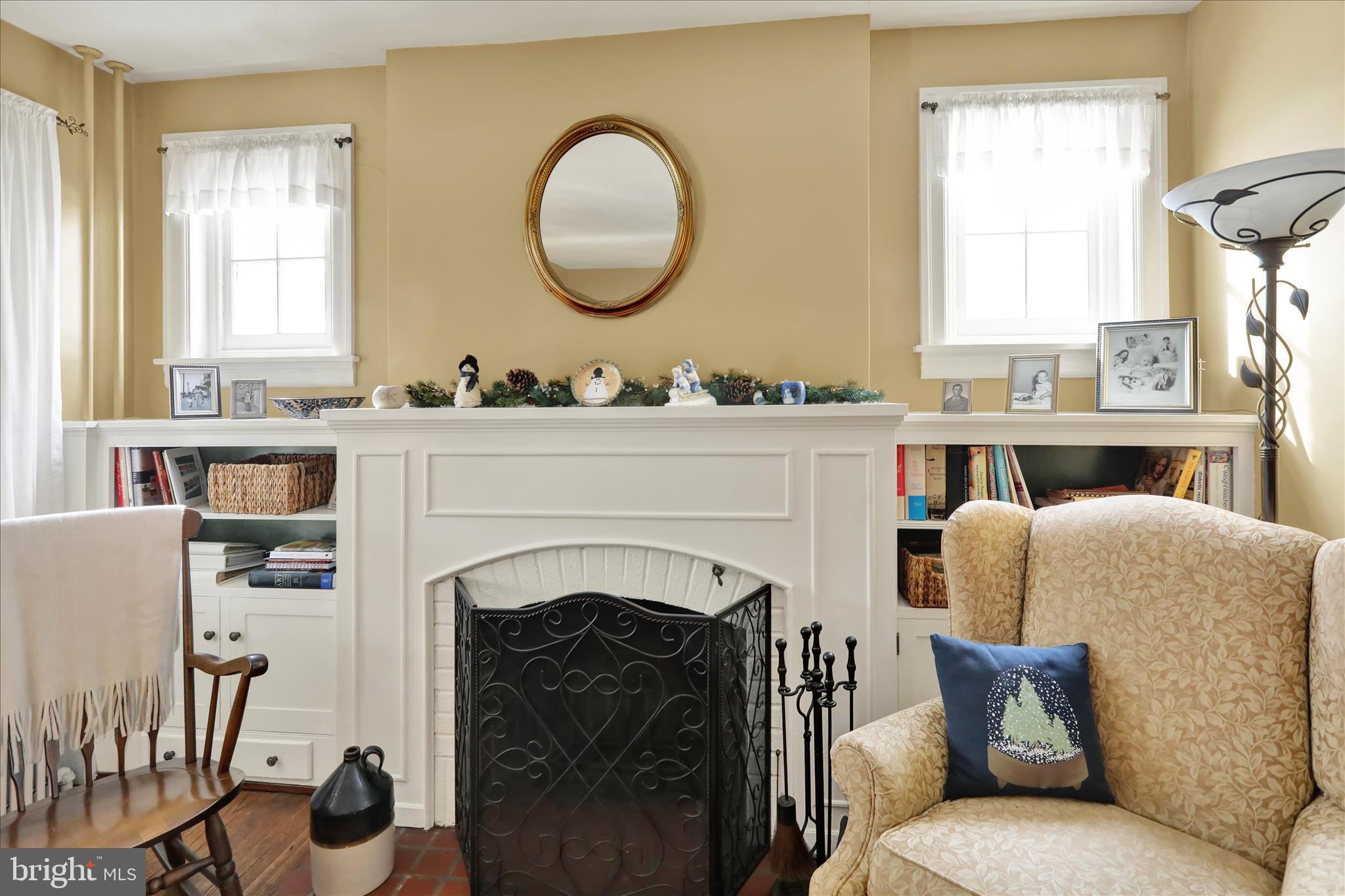 1415 Delaware Avenue Reading, PA 19610 - Photo 8 of 42 Attractive Fireplace Mantle